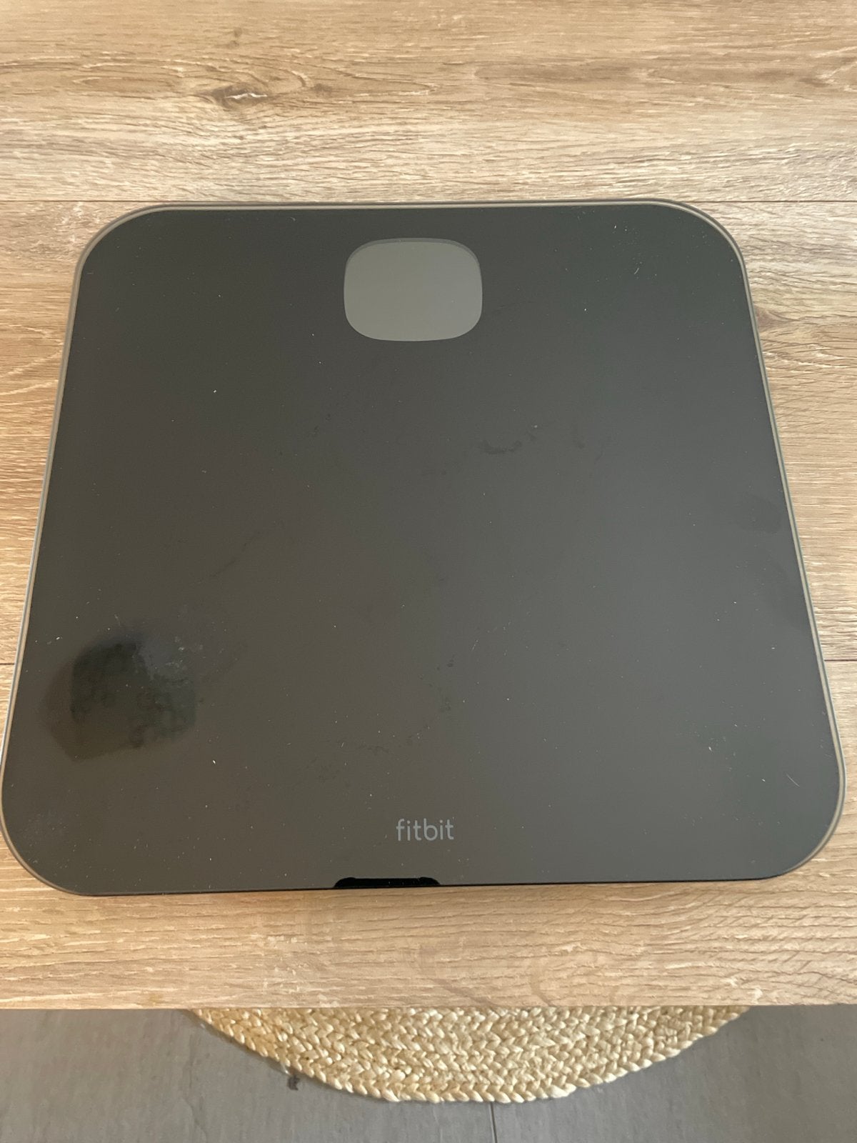 Fitbit slimme weegschaal - Nauwkeurig en modern design, 1 tot 500 gram, 100 kg of meer, Ophalen of Verzenden, Personenweegschaal