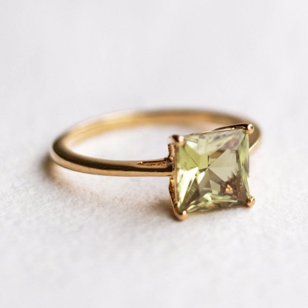 10K gouden solitaire ring met Prasioliet - maat 17,25, Sieraden, Tassen en Uiterlijk, Ringen, Ophalen of Verzenden, Zo goed als nieuw