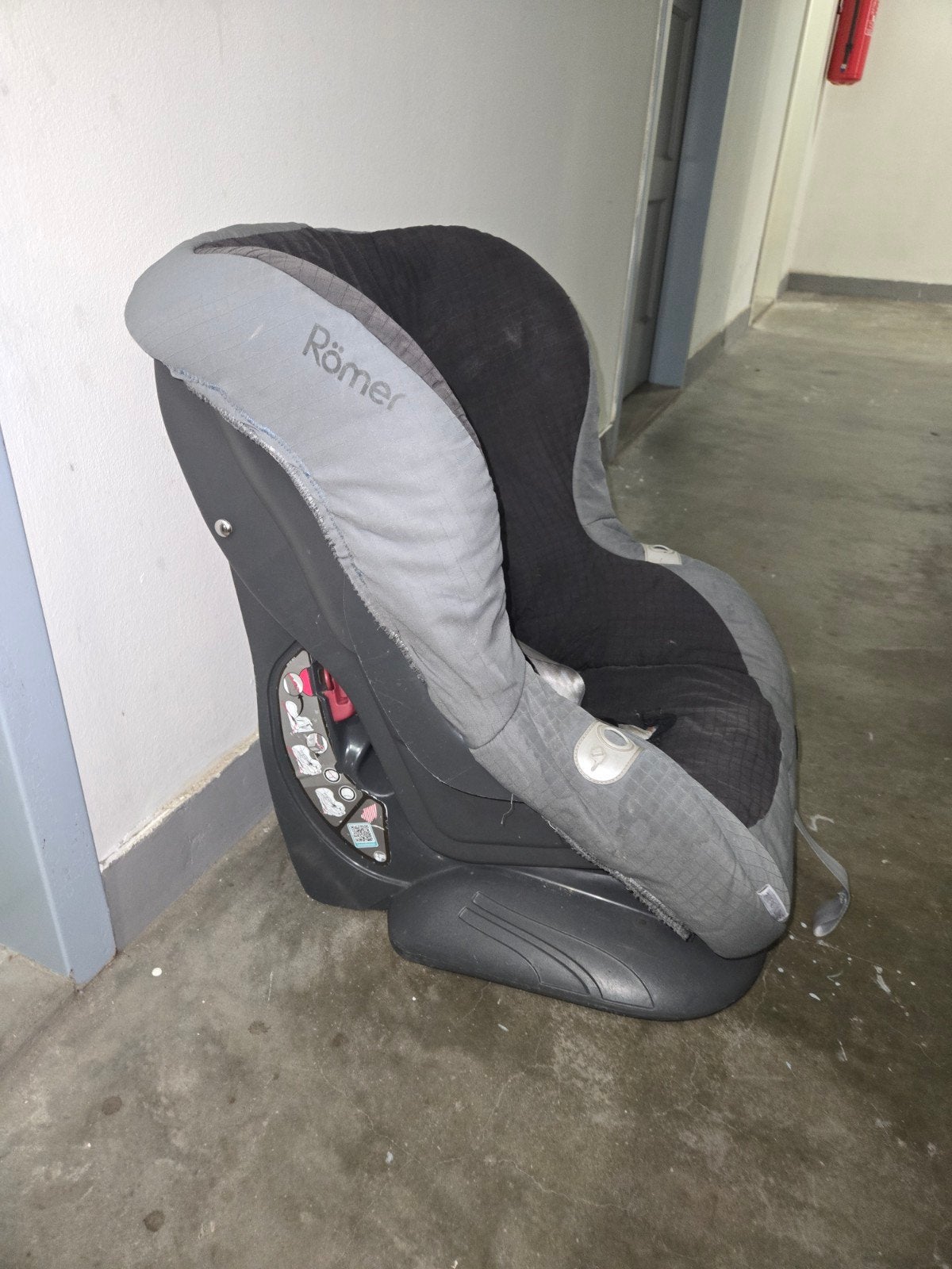 Britax Römer baby autostoel en vliegtuigstoel (9-18 kg), Kinderen en Baby's, Autostoeltjes, Romer, 9 t/m 18 kg, Autogordel, Ophalen