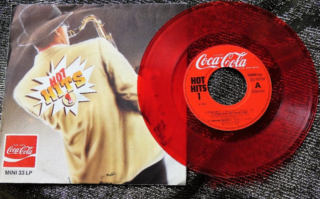 Coca Cola EP 33t -Rood Vinyl -Hot Hits –Reclame, Colored vinyl, Ophalen, Gebruikt, 7 inch