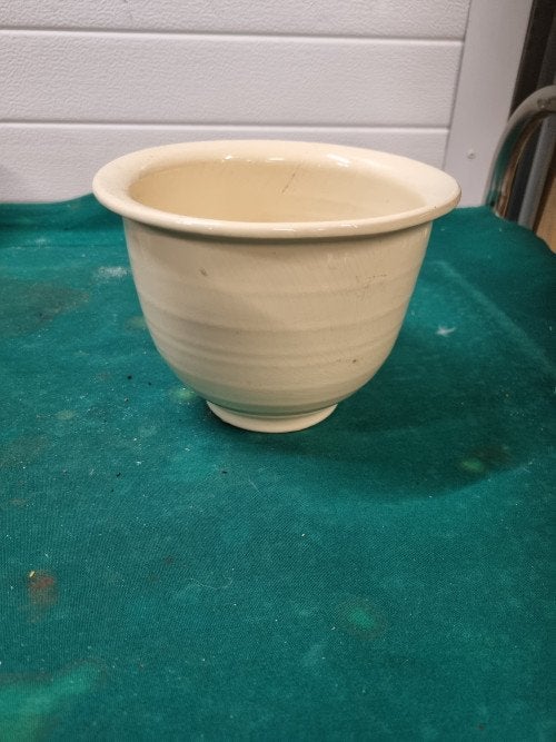 bloempot creme aardewerk [1], Ophalen of Verzenden, 'T Olde Gre-j, Info@toldegrej.nl, Endepoelstraat 20f Didam