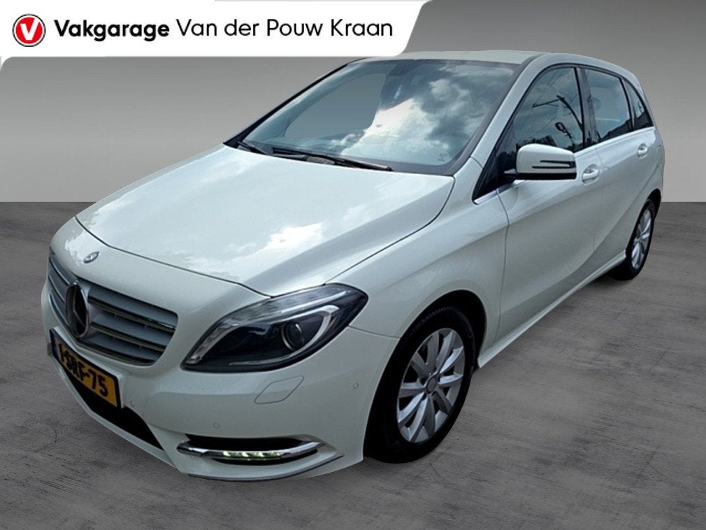 Mercedes-Benz B-Klasse 200 Ambition Automaat Trekhaak afneem, Automaat, 12 maanden, Gebruikt, 4 cilinders