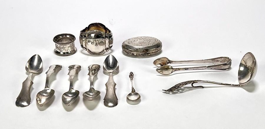 1316. Convoluut zilver – bestek en doosje, 19e/20e eeuw