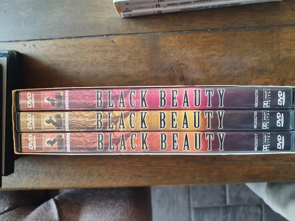 Black Beauty - De originele TV serie - 3 DVD Box, Cd's en Dvd's, Dvd's | Kinderen en Jeugd, Alle leeftijden, Ophalen, Zo goed als nieuw