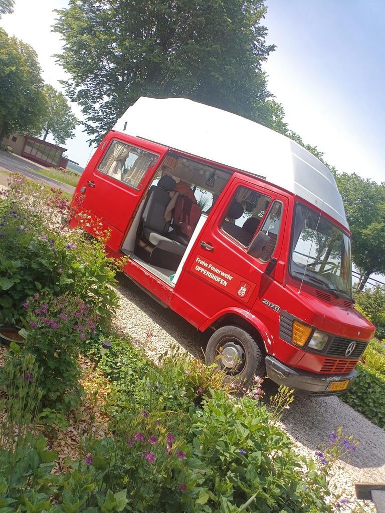 Mercedes-Benz 601 1982 Rood 207d project, Auto's, 2100 kg, Diesel, Particulier, 6 stoelen