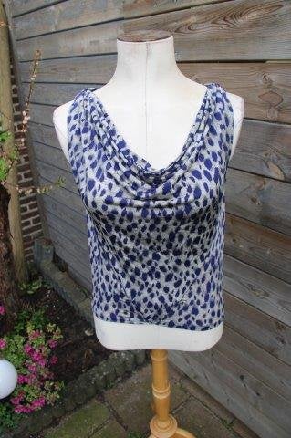 Top grijs/ blauw Isabel de Pedro mt 42 Vaste prijs OPRUIMING, Kleding | Dames, Blauw, Maat 42/44 (L), Isabel de Pedro, Ophalen of Verzenden
