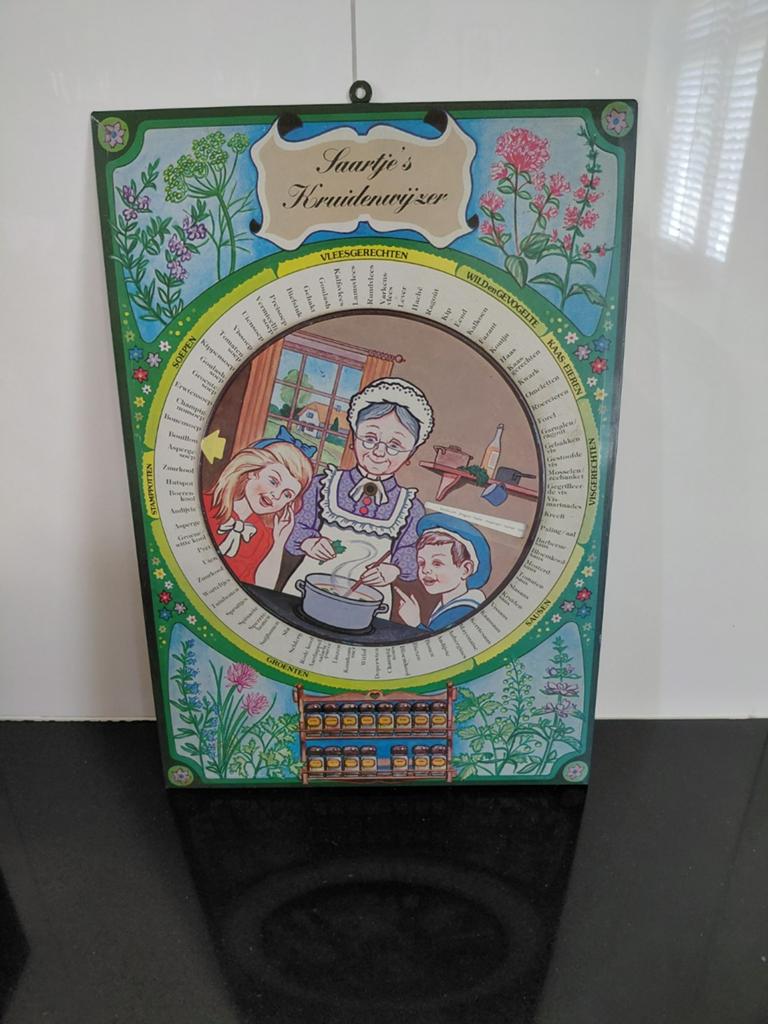 Saartjes Kruidenwijzer - Vintage Ophangbord met Draaischijf, Ophalen of Verzenden