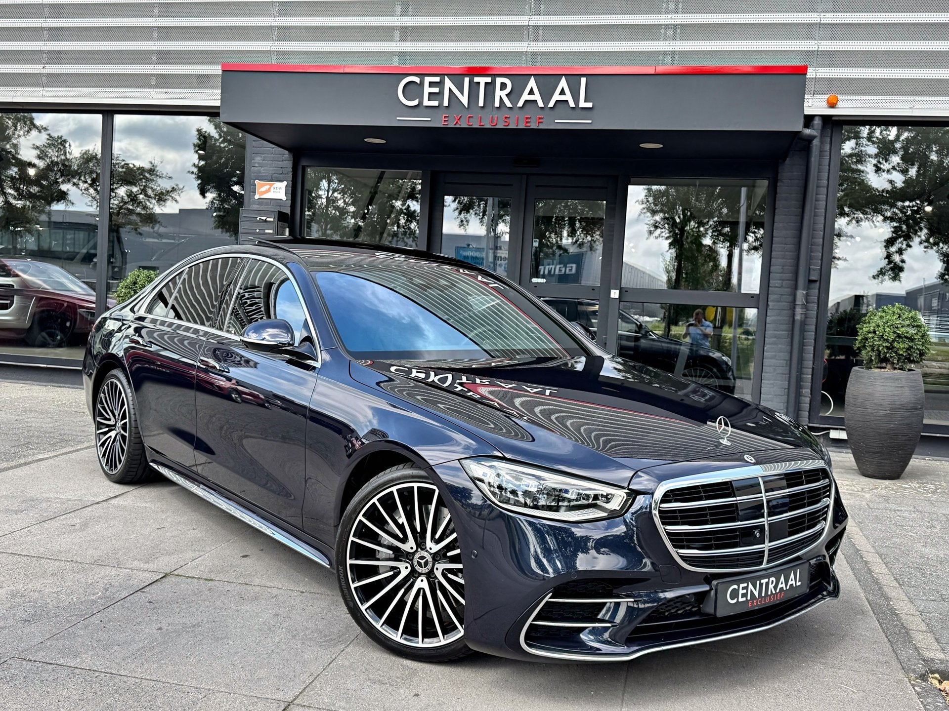 Mercedes-Benz S-klasse 580 e AMG Line Pano|NL-Auto|Burmester, Automaat, Achterwielaandrijving, Gebruikt, 510 pk