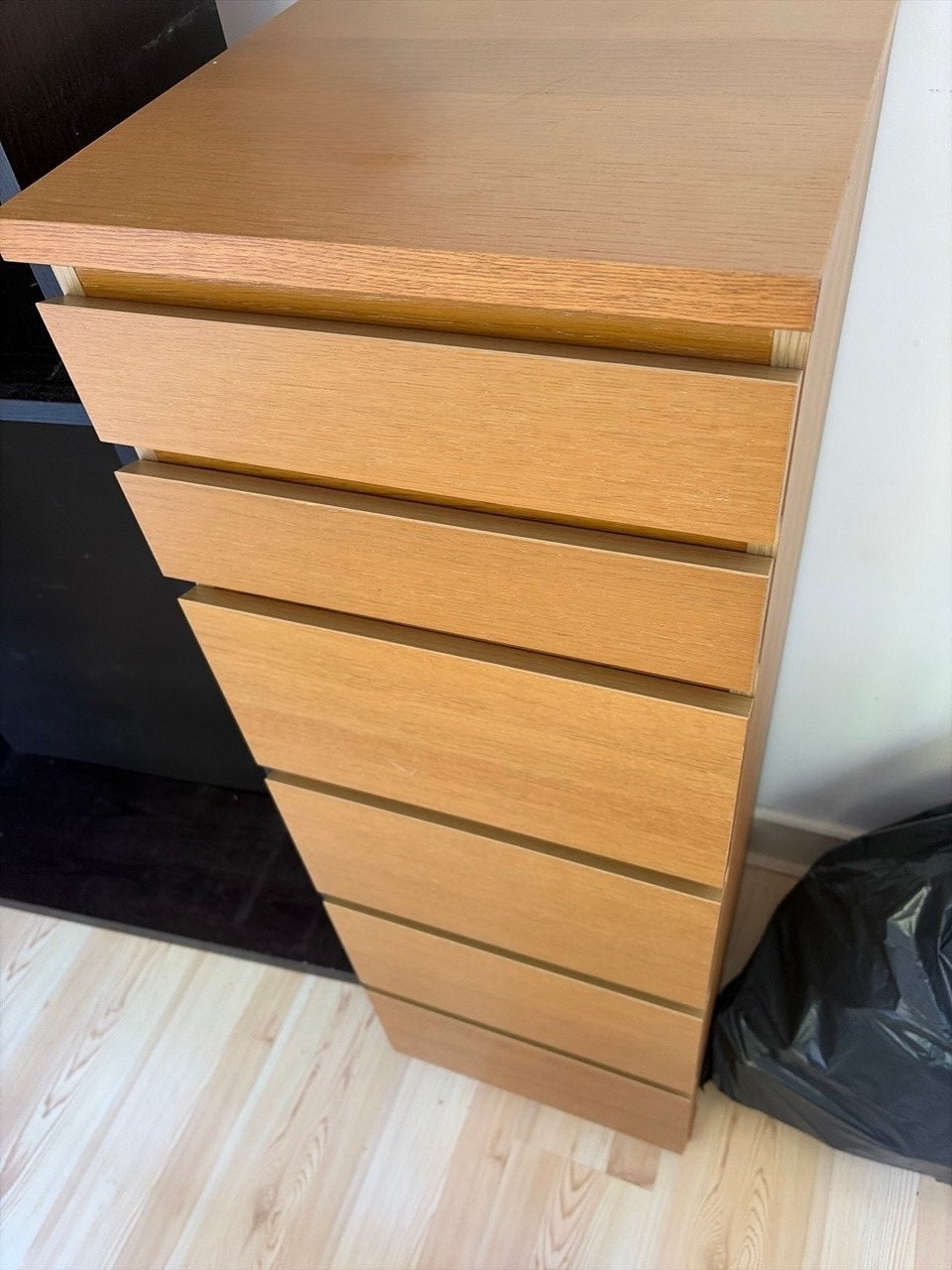 IKEA MALM ladekast 6 lades met spiegel (smal 40x123 cm), Huis en Inrichting, Ophalen, Gebruikt, 5 laden of meer, 100 tot 150 cm