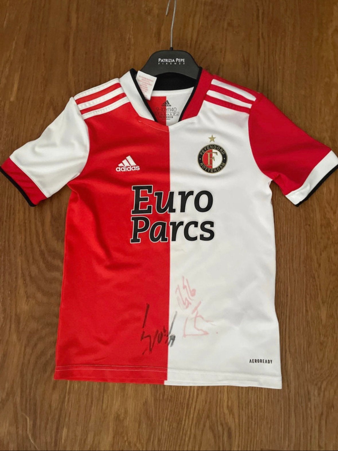 Feyenoord shirt met handtekeningen, Maat XS of kleiner, Ophalen of Verzenden, Zo goed als nieuw, Shirt