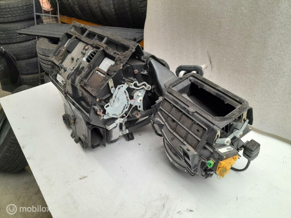 Kachelhuis Land Rover Discovery II 2 Kachel blower motor, Land Rover, Ophalen of Verzenden, Gebruikt, Land Rover