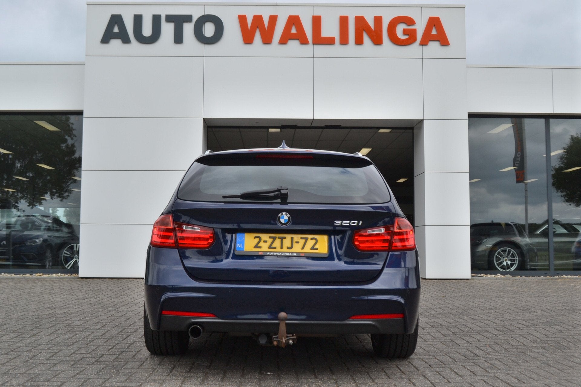 BMW 3 Serie Touring 320i M Sportpakket | Navigatie | Trekhaa, Auto's, BMW, Gebruikt, 4 cilinders, Blauw, Origineel Nederlands