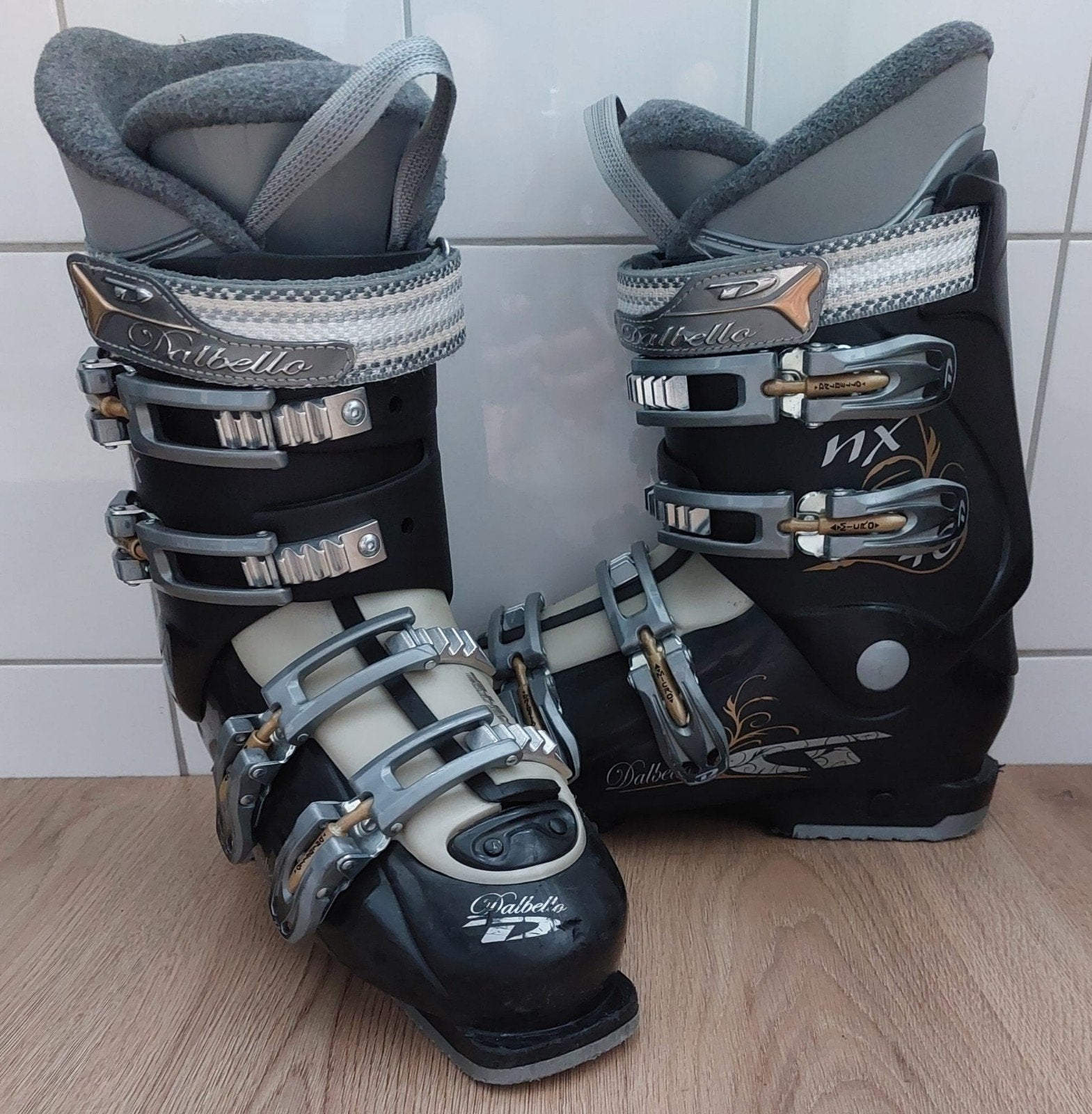 DALBELLO NX 40 DAMES SKISCHOENEN., Ophalen, 160 tot 180 cm, Schoenen, Overige merken