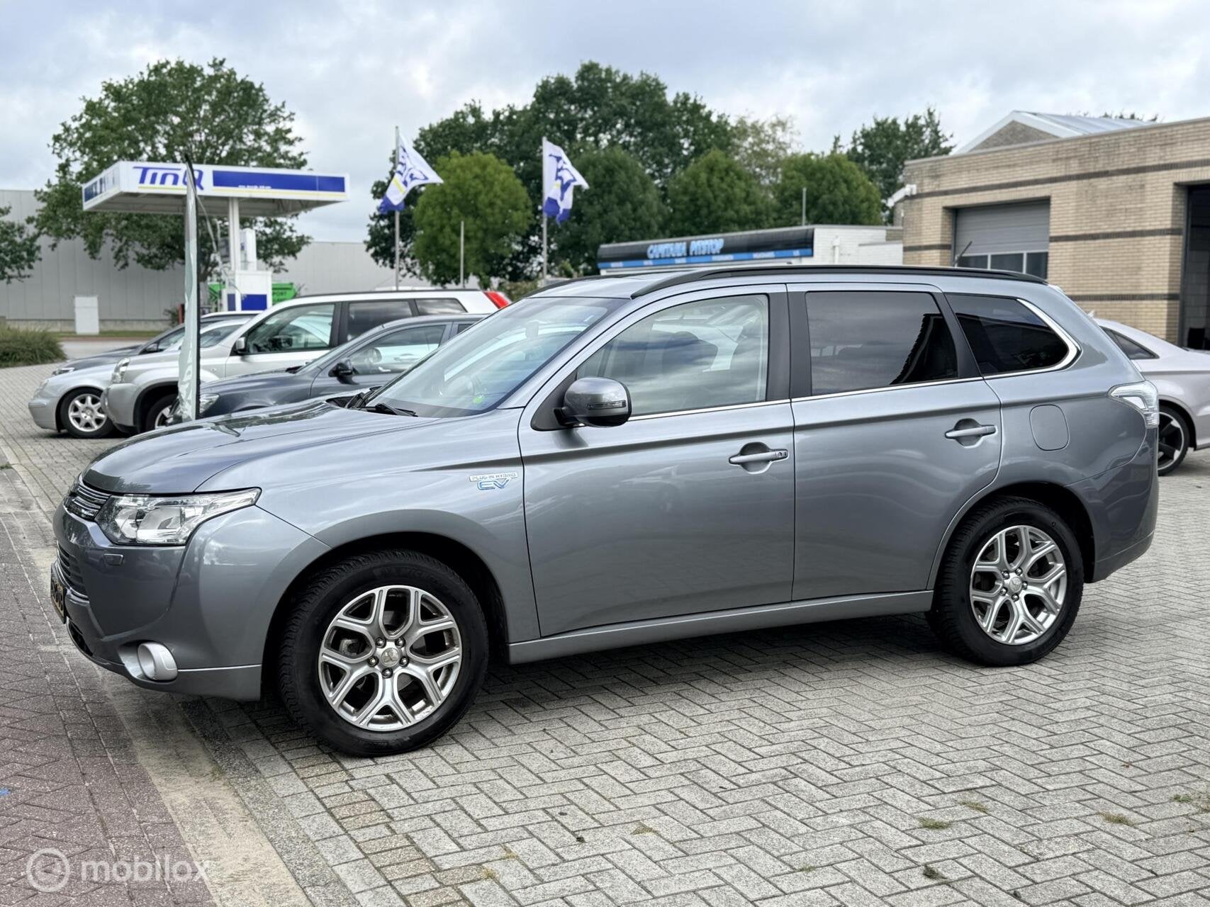 Mitsubishi Outlander 2.0 PHEV Instyle, Auto's, Mitsubishi, 4 cilinders, Bedrijf, Vierwielaandrijving, Hybride Elektrisch/Benzine