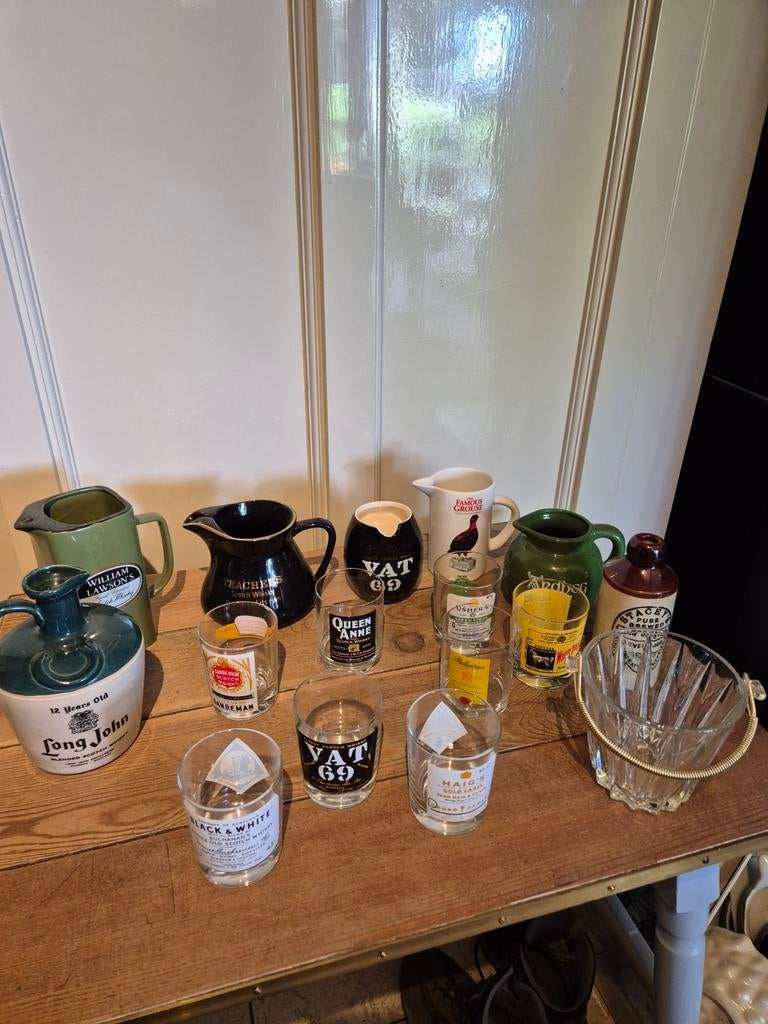 Whisky waterkannetje plus glazen voor mancave, Ophalen