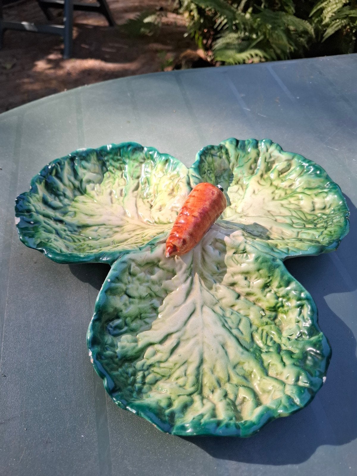 Vintage Italiaanse Majolica Koolblad Schaal met Wortel, Ophalen of Verzenden