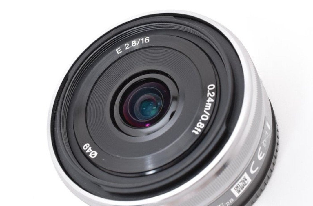 SONY SEL16f28 SUPER WIDE ANGLE LENS, Ophalen of Verzenden, Groothoeklens