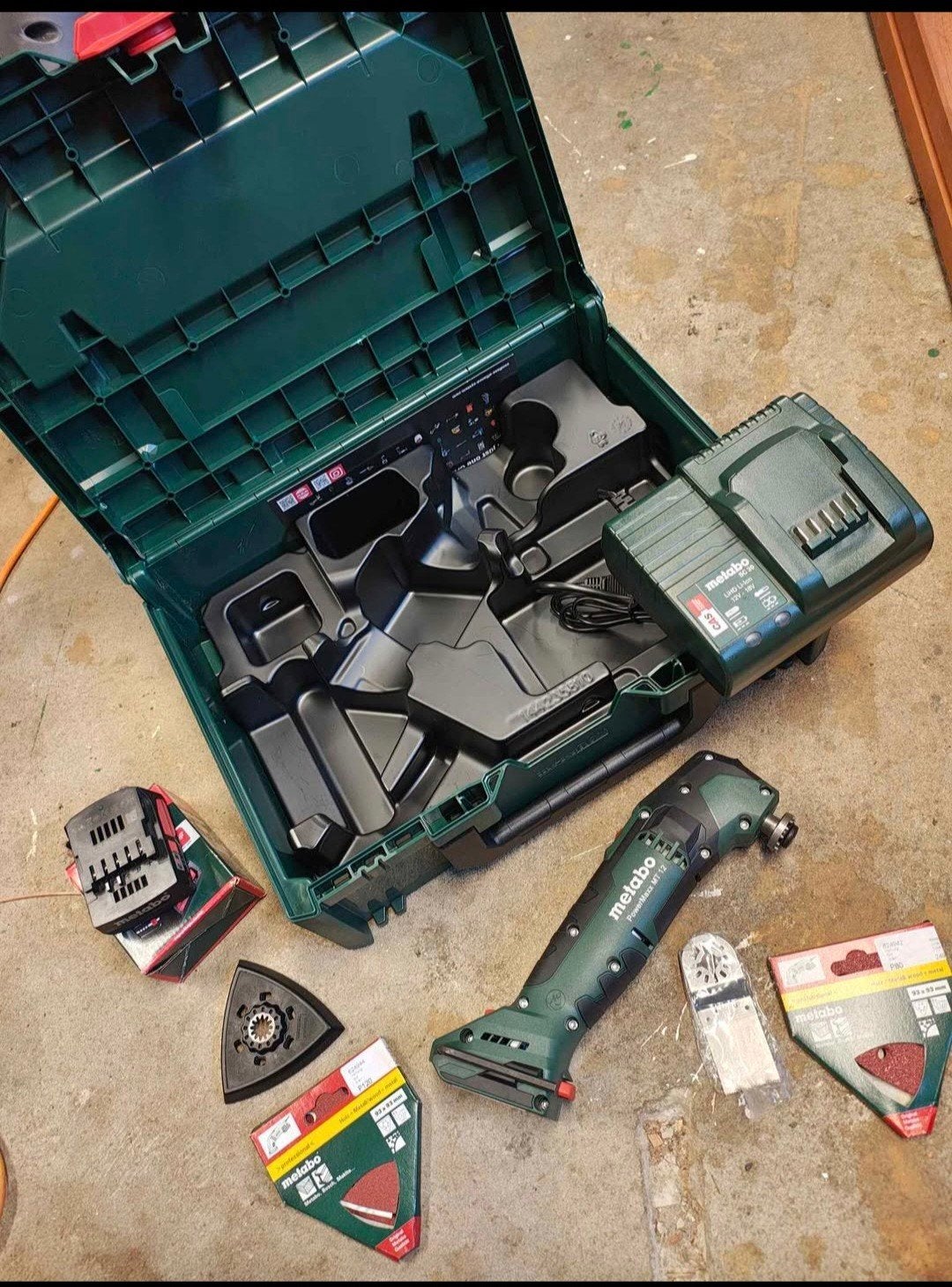 Metabo Multitool MT 18 LTX Compact met accessoires, Ophalen of Verzenden, Zo goed als nieuw, Multitool
