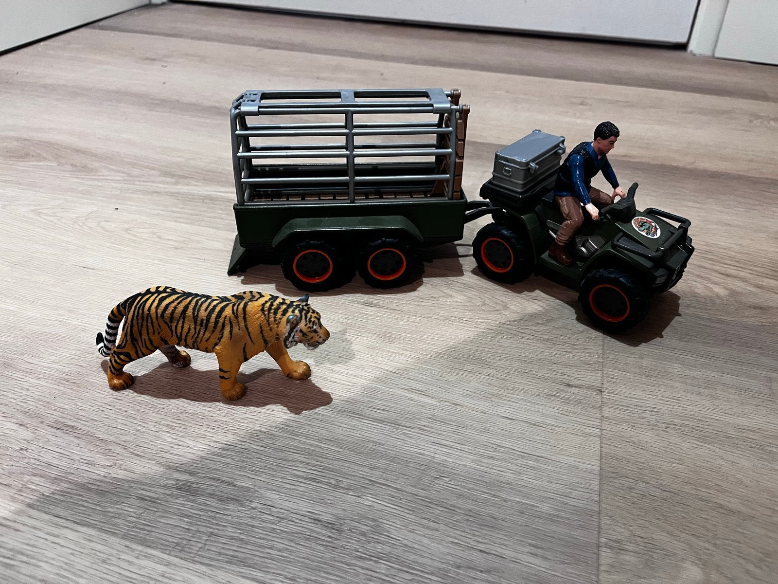 Schleich Wild Life Quad met Ranger en Tijger, Ophalen of Verzenden, Zo goed als nieuw