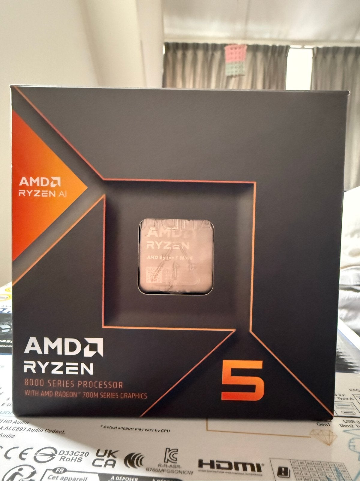 AMD Ryzen 5 8600G AM5 CPU met geïntegreerde videokaart, Computers en Software, Processors, Ophalen of Verzenden, Nieuw, 6-core