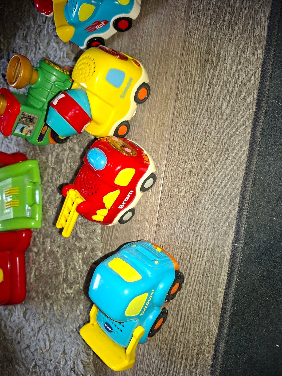VTech Toet Toet Auto's en Brandweerkazerne, Ophalen, Gebruikt