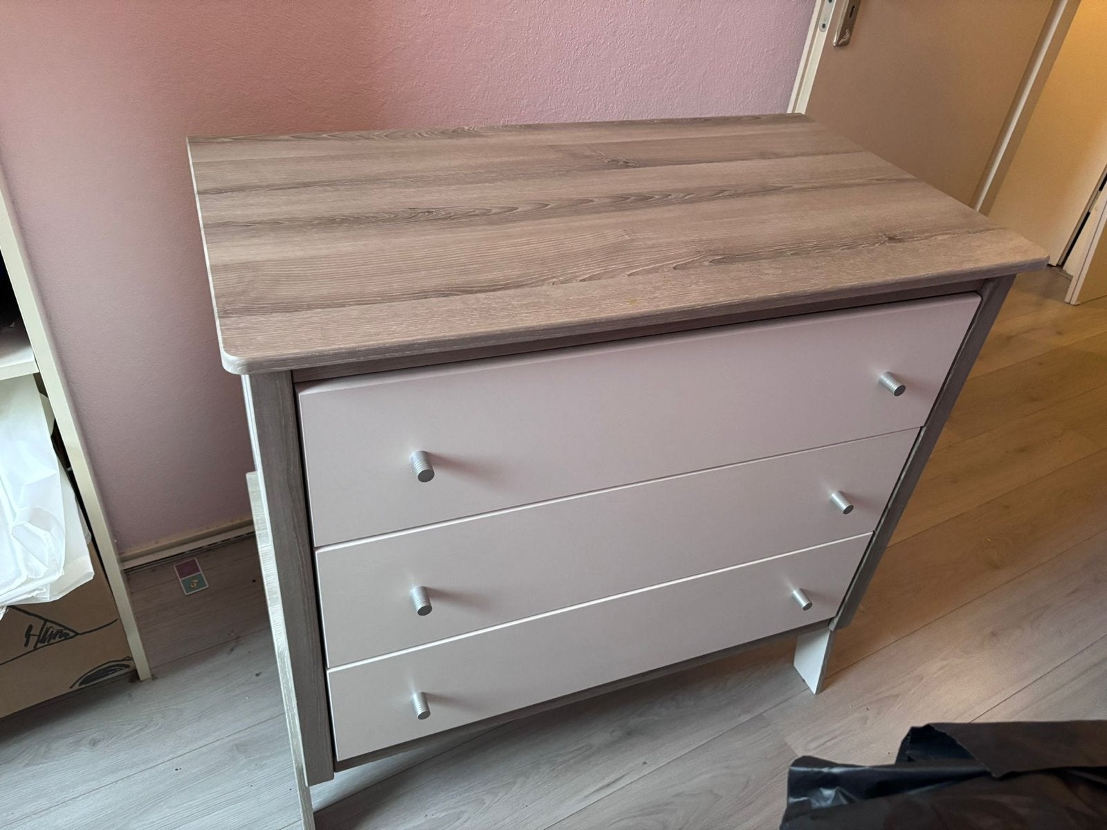 Complete babykamer: ledikant, commode en kledingkast, Ophalen, Gebruikt, Jongetje of Meisje