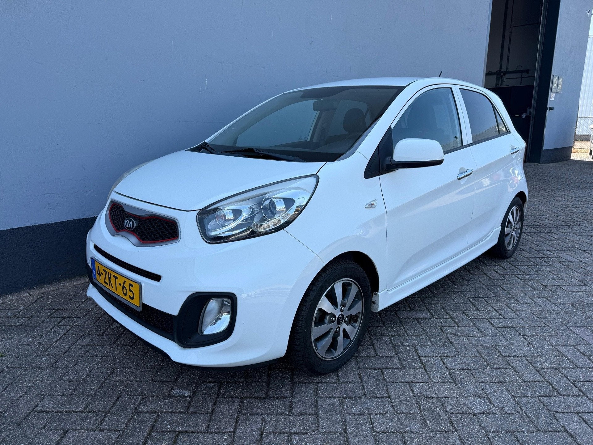Kia Picanto 1.0 CVVT X-treme - Leder - Climate Control, Auto's, Voorwielaandrijving, Euro 5, Gebruikt, 400 kg