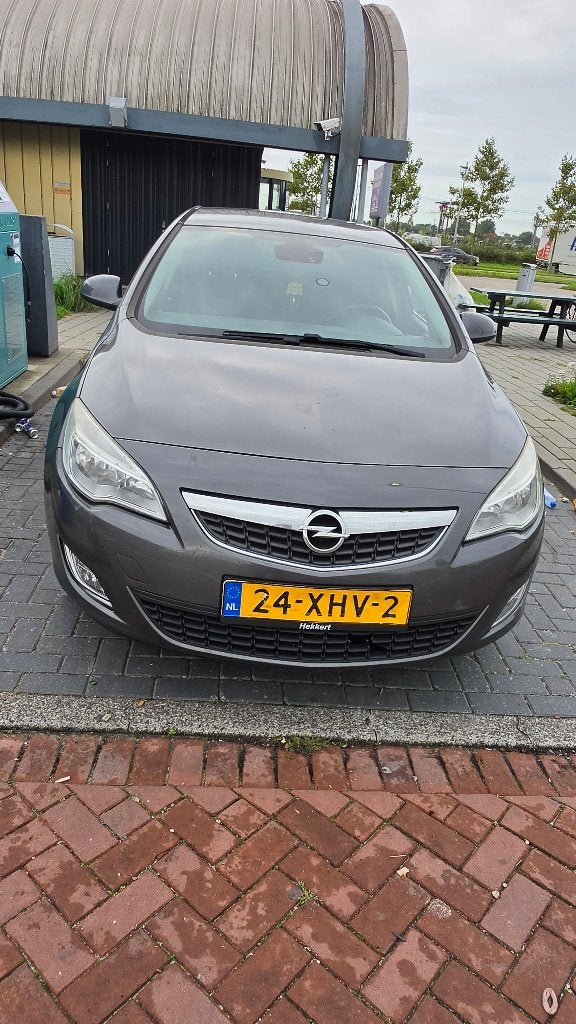 Opel Astra 1.4 Turbo 88KW 5D 2012 Grijs, Auto's, Voorwielaandrijving, Euro 5, 680 kg, 4 cilinders
