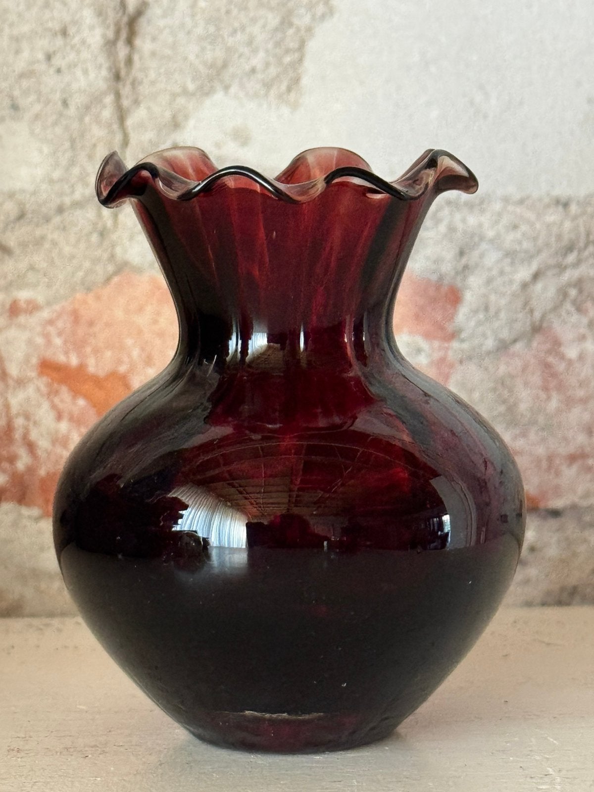 Antiek Boheems Tango vaasje rood/zwart ca. 1930, Antiek en Kunst, Ophalen of Verzenden