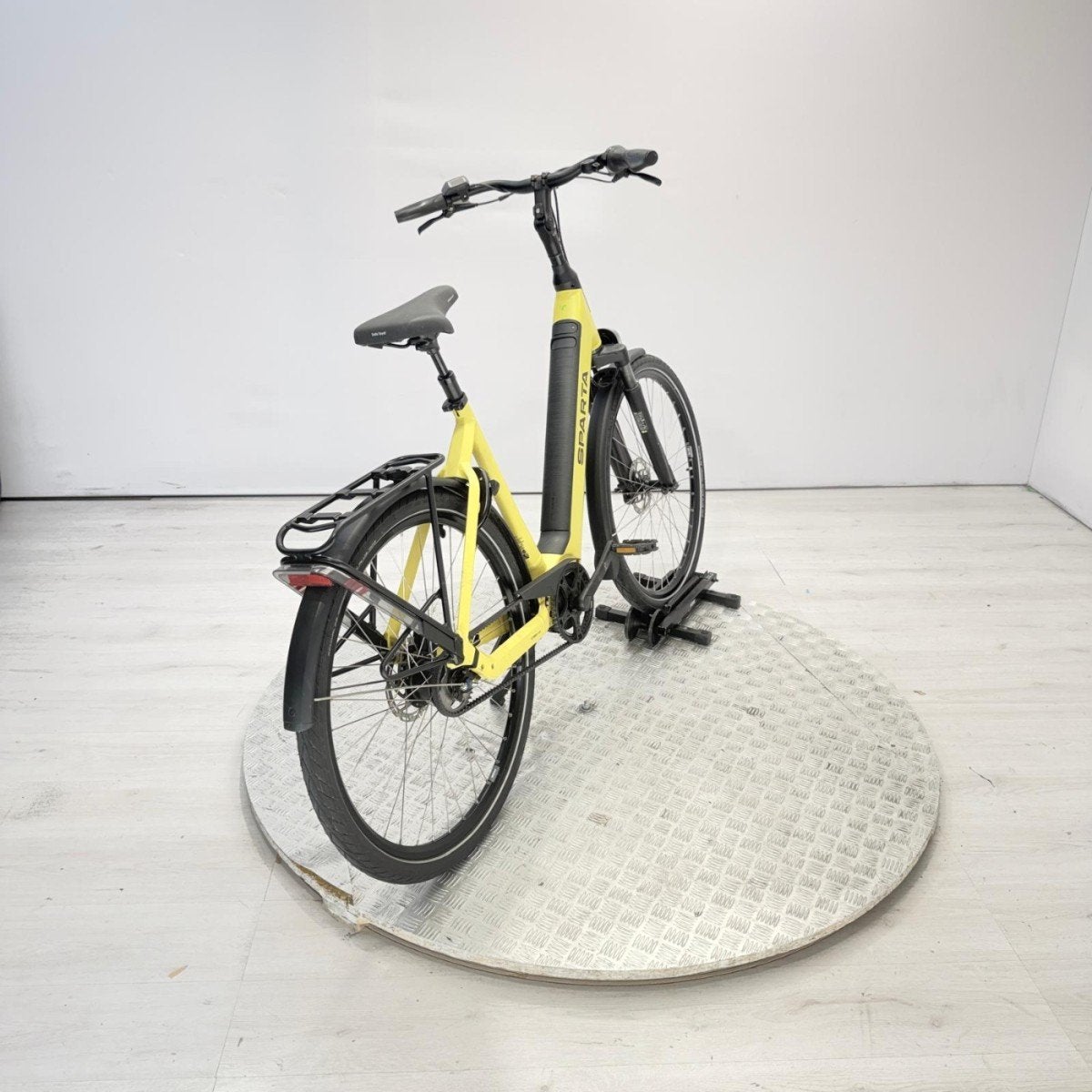 Sparta D-rule | 3.702 km | 625 Wh Dames geel 57cm, Fietsen en Brommers, Elektrische fietsen, Ophalen, Sparta, Gebruikt, -