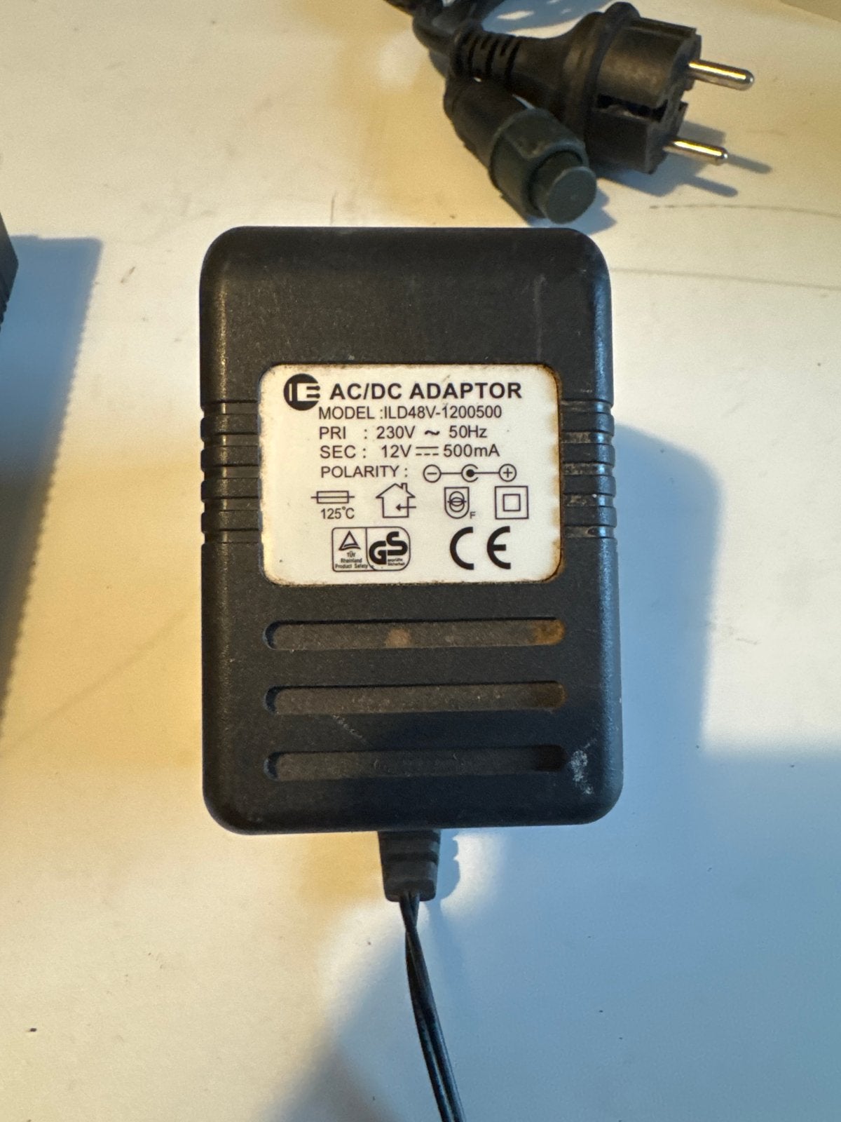 AC/DC Adapter 12V 500mA - Universele Oplader, Universeel, Gebruikt, Adapter, Ophalen of Verzenden