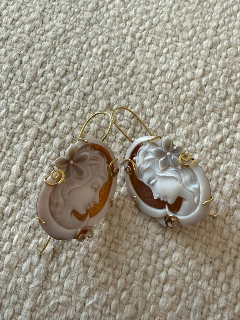 Vintage Gouden Camee Oorbellen, Ophalen of Verzenden, Goud