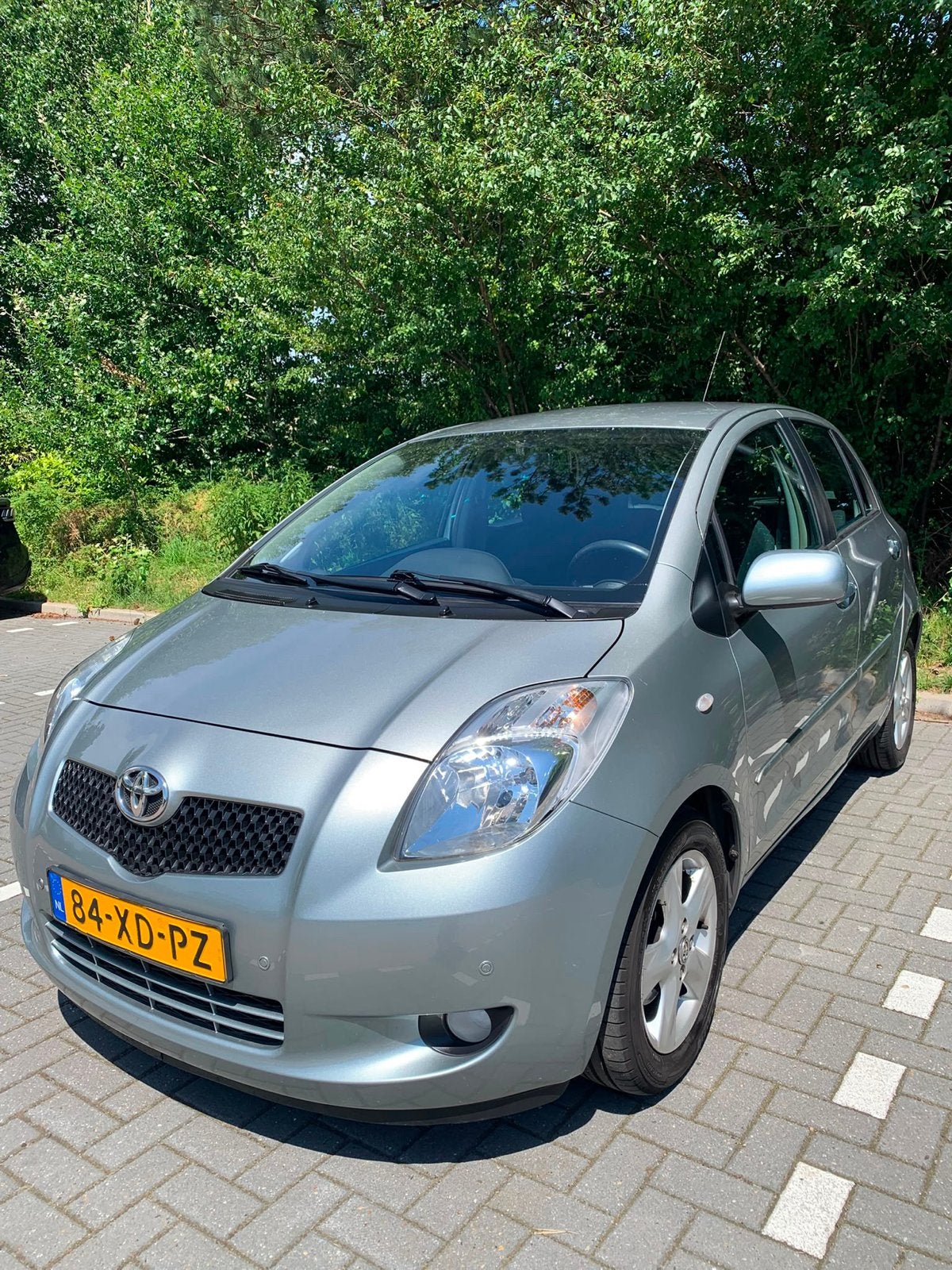 Toyota Yaris 1.3 16V Vvt-i 5DR Luna MMT 2007 Grijs, 40 €/maand, 750 kg, 4 cilinders, Origineel Nederlands