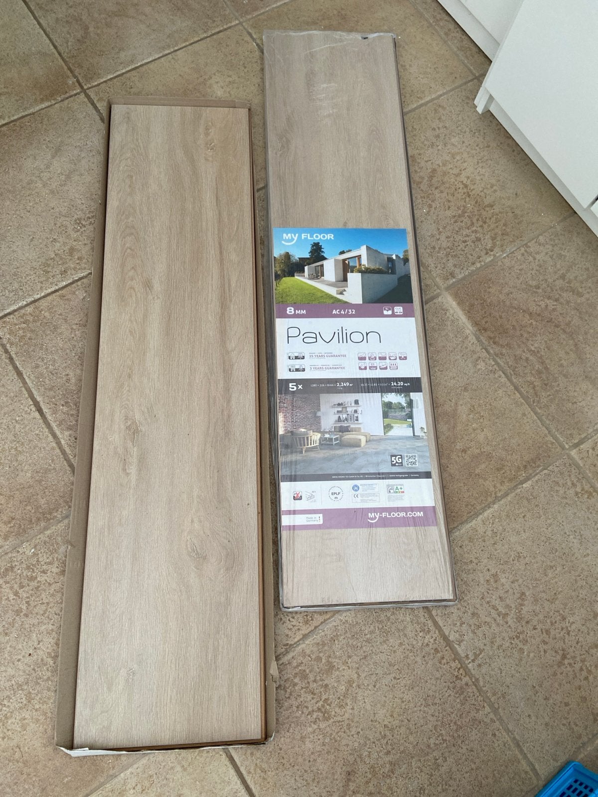 Gratis : My Floor Pavilion laminaat ca 3m2, Doe-het-zelf en Verbouw, Vloerdelen en Plavuizen, Ophalen, 30 cm of meer, 50 tot 150 cm