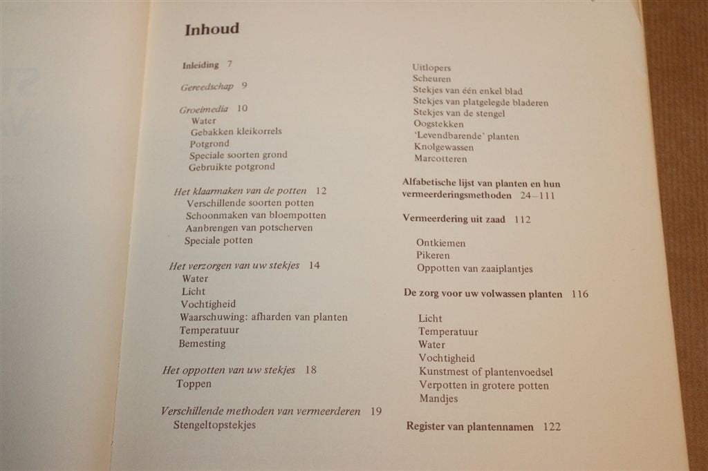 Stekken van Planten — Vermeerderen Kamerplanten 1978, Ophalen of Verzenden, Gelezen, Tuinieren en Tuinplanten