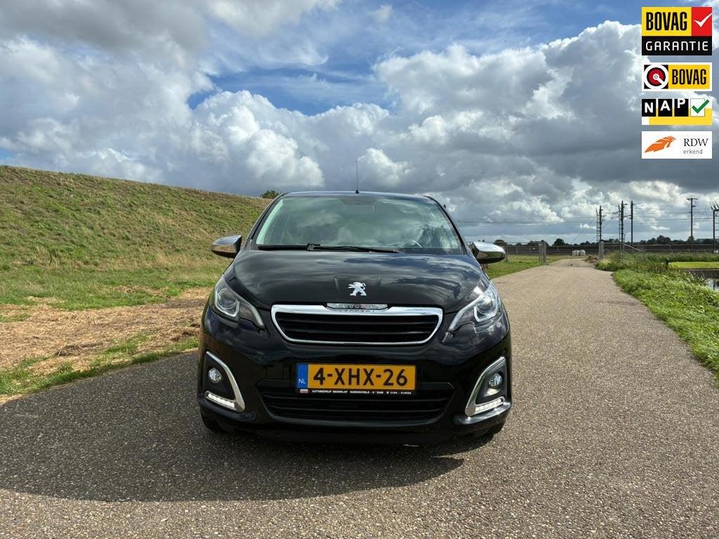 Peugeot 108 1.0 e-VTi Première, Stof, Gebruikt, 4 stoelen, Zwart