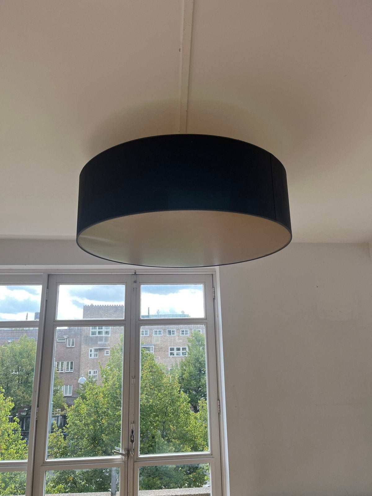 Designer lamp, zwart met goud, op te halen op 29 augustus, Huis en Inrichting, Lampen | Hanglampen, Ophalen of Verzenden, Gebruikt