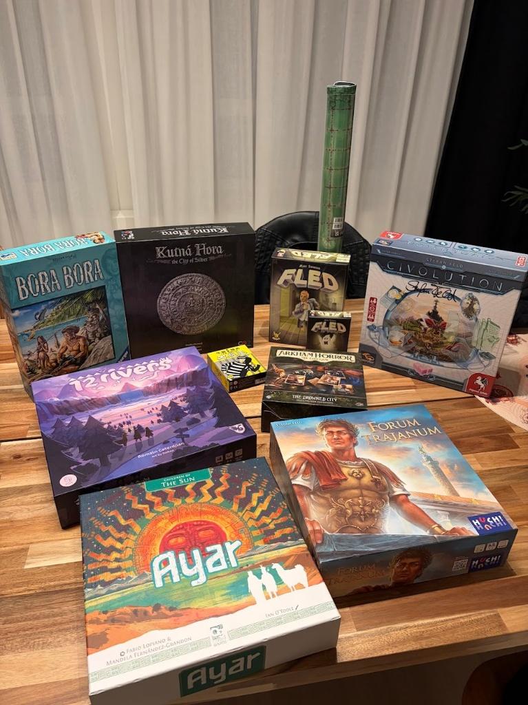 Bordspellen: Bora Bora, Fled, Civolution (Signed) and more!, Hobby en Vrije tijd, Gezelschapsspellen | Bordspellen, Vijf spelers of meer