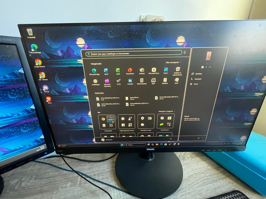COMPLETE GAMING SETUP 2 Schermen  | Plug & Play, Spelcomputers en Games, Games | Pc, Gebruikt, Overige genres, 1 speler, Vanaf 7 jaar
