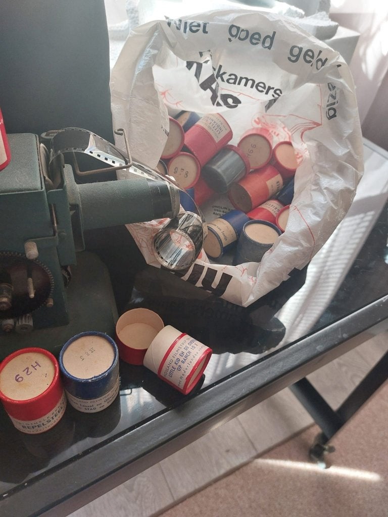 Oude Eka filmprojector met filmpjes, Ophalen of Verzenden