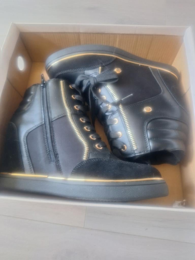 Anna Field Zwarte Sneakers met Gouden Details - Maat 39, Kleding | Dames, Anna Field, Zwart, Ophalen of Verzenden, Sneakers of Gympen