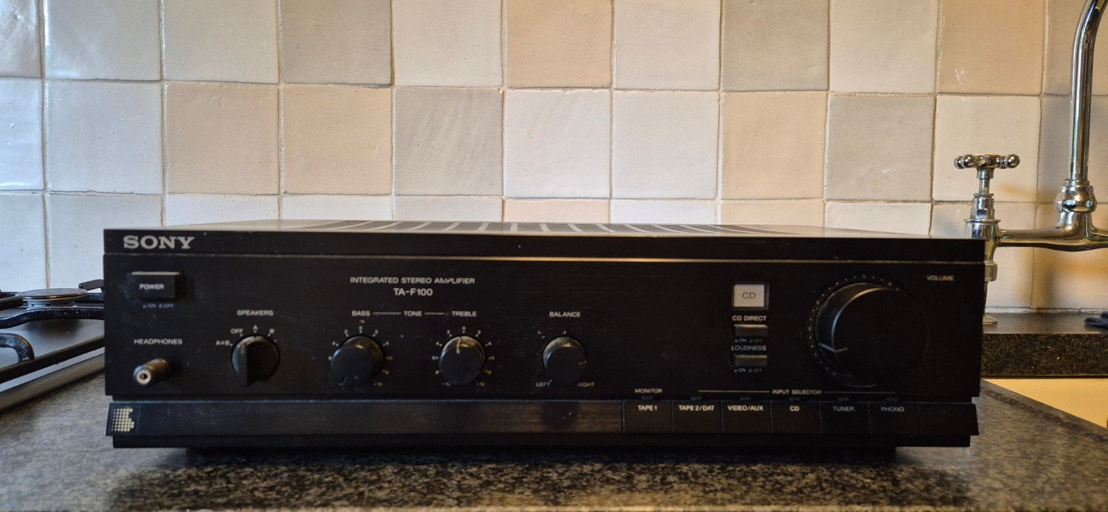 Sony TA-F100 Geïntegreerde Stereo Versterker, Ophalen, Gebruikt, 60 tot 120 watt, Sony