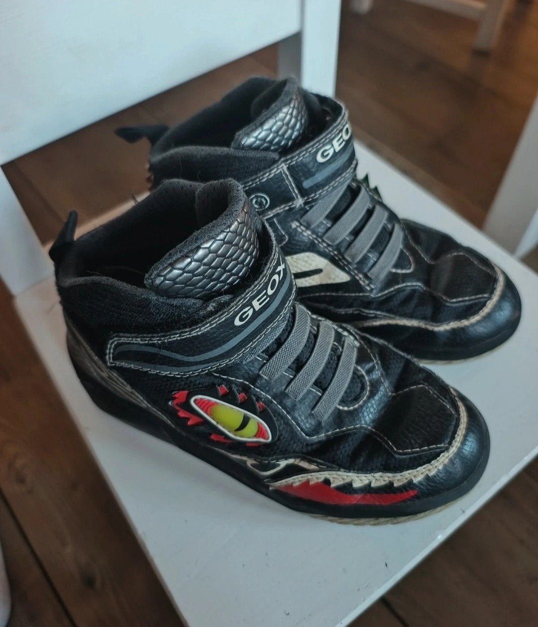 Geox dino schoenen (maat 32), Kinderen en Baby's, Kinderkleding | Schoenen en Sokken, Gebruikt, Schoenen, Ophalen of Verzenden