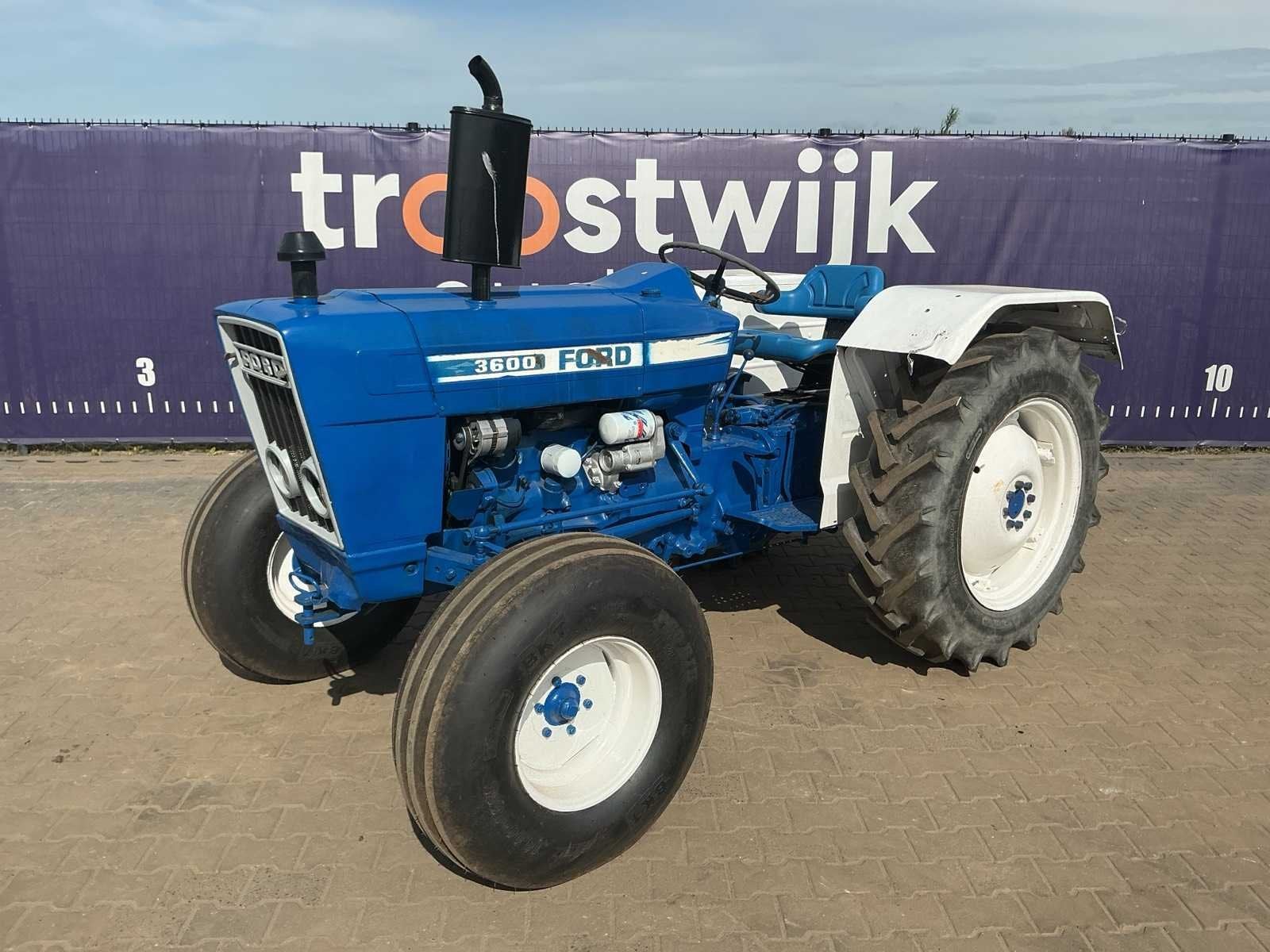 Ford - 3600 - 2WD - Oldtimer tractor, Oldtimer, Ford