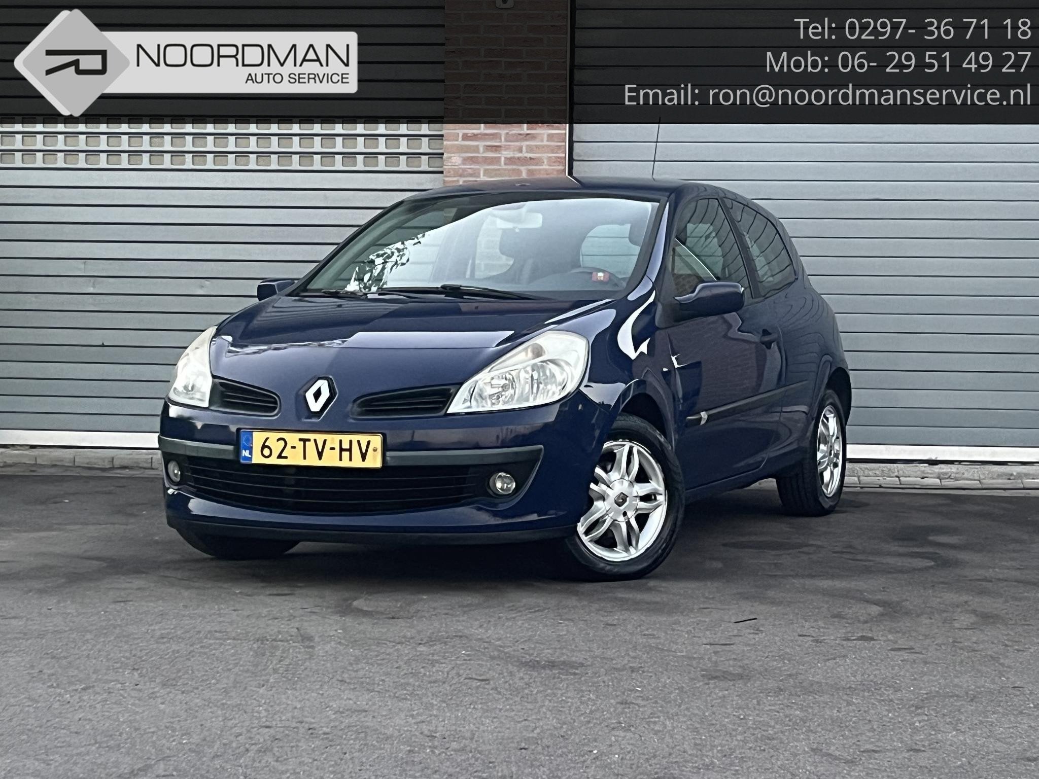 Renault Clio 1.4-16V Exception, Auto's, Gebruikt, 4 cilinders, Blauw, Leder en Stof