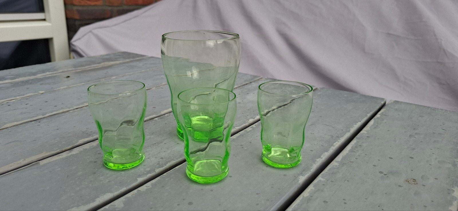 4 uranium glazen, Ophalen of Verzenden