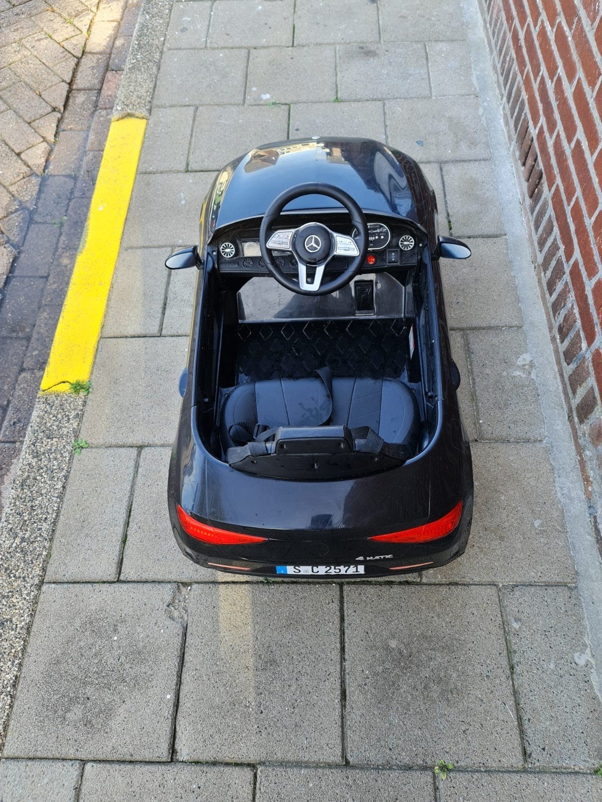 Mercedes kinderauto - afstandsbediening, lader, accu defect, Kinderen en Baby's, Ophalen, Gebruikt, Overige typen