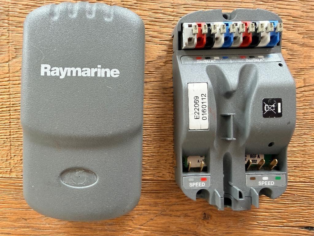 Raymarine E22069 speed pod snelheid seatalkNG, Watersport en Boten, Navigatiemiddelen en Scheepselektronica, Ophalen, Zo goed als nieuw