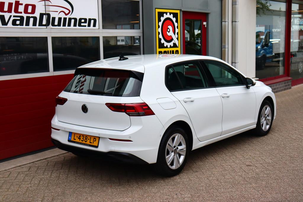 Volkswagen Golf 1.0 eTSI Life Business O.a: PDC, Camera, Sto, Adaptive Cruise Control, Gebruikt, Met garantie (alle), Alcantara