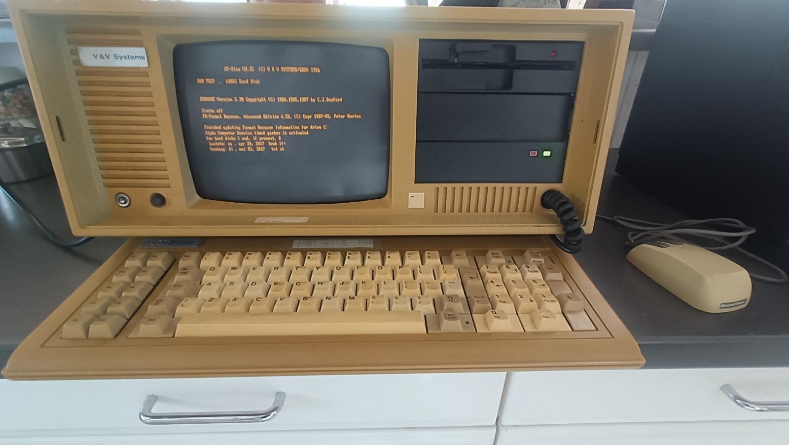 Vintage V&V Systems XT-Blue PC met monitor en toetsenbord, Computers en Software, Ophalen, V&V Systems
